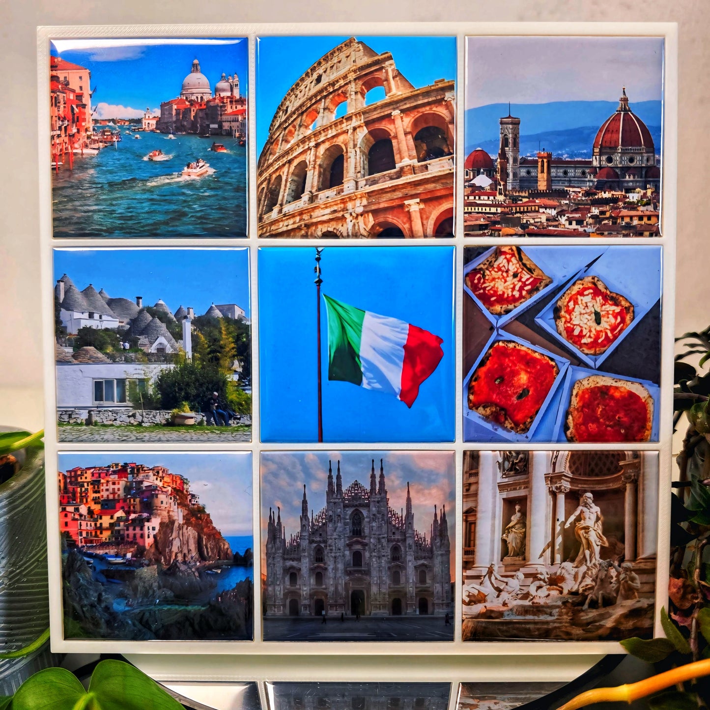 Set of 9 personalized magnets + Grid frame