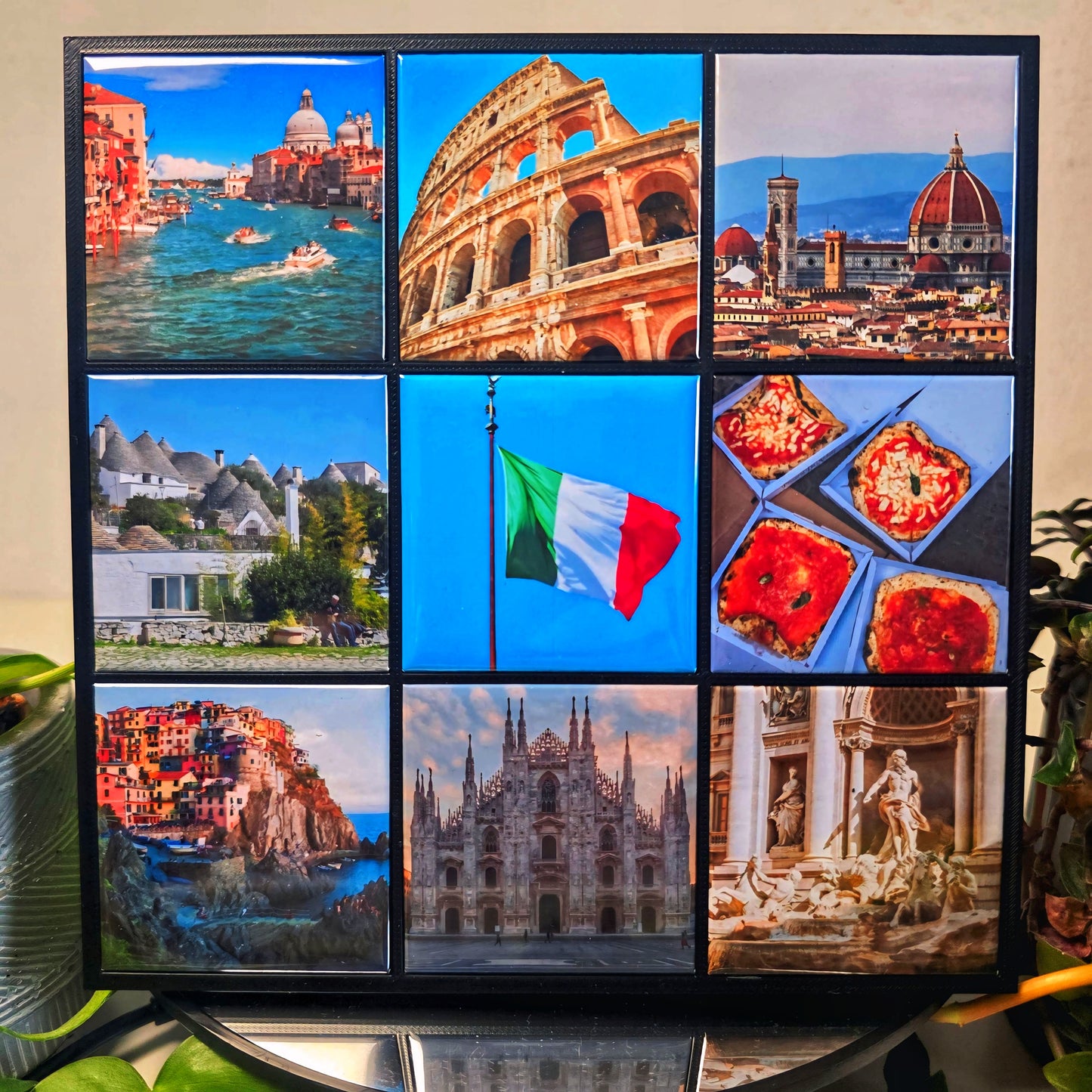 Set of 9 personalized magnets + Grid frame